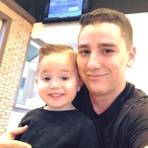 Meet your Posher, Mitchell